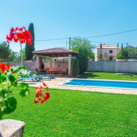 Holiday Home Labud Zminj Exterior photo